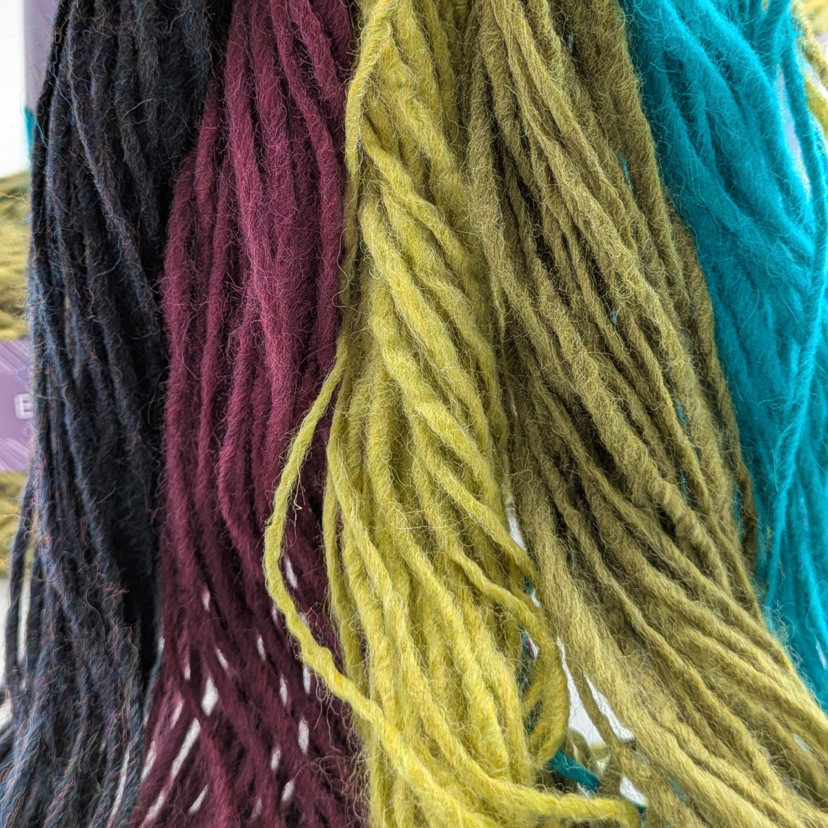 Dickes Garn Crush mit Alpaka – Garn im Detail, RABBY