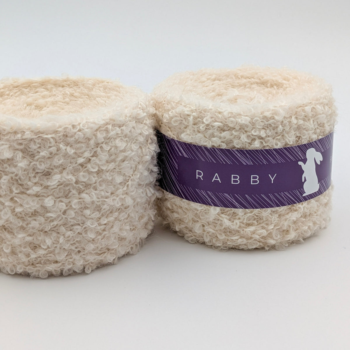Bouclé Wolle Spring mit Merino & Baby Alpaka in Milch – RABBY, weitere Ansicht