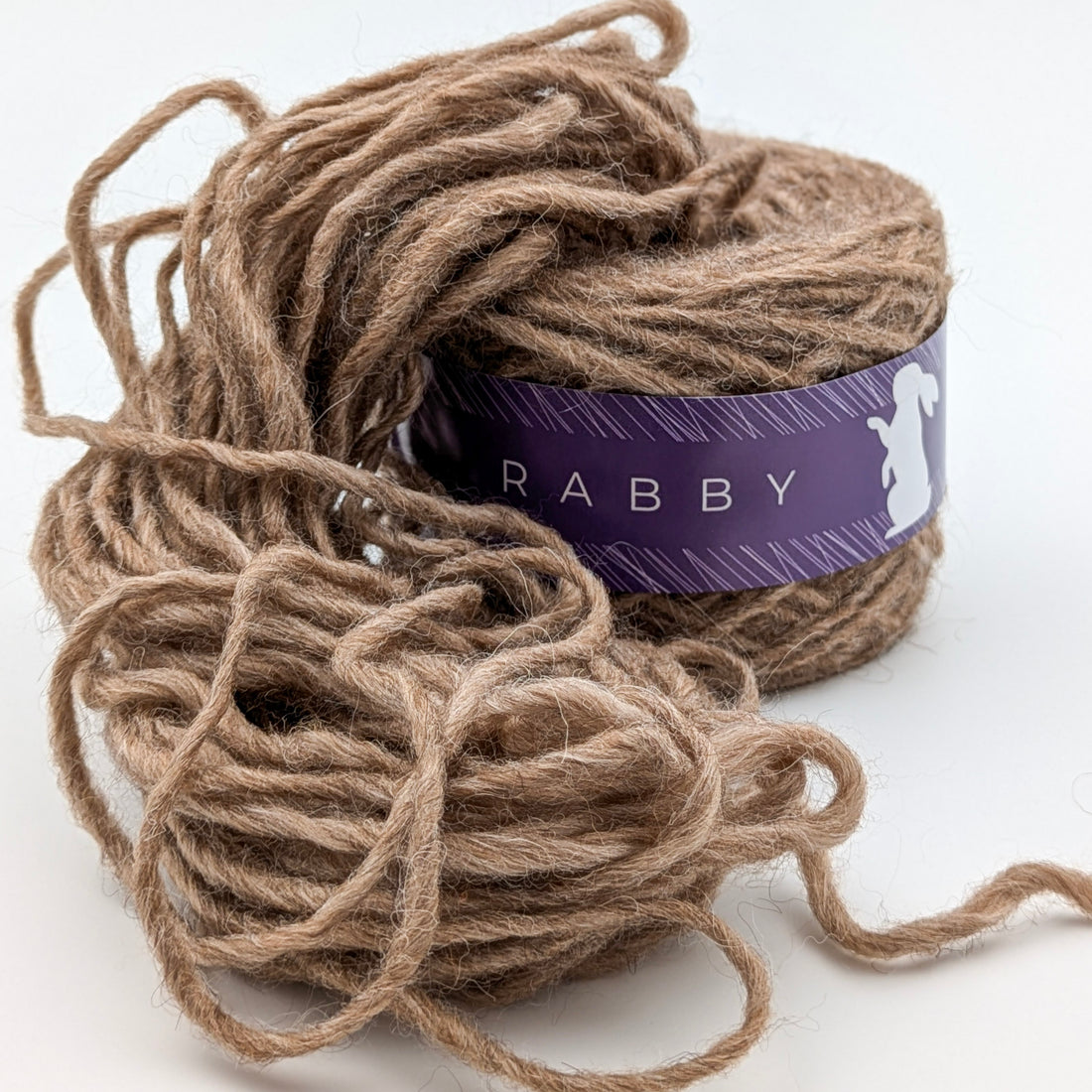 Dicke Wolle Bella mit Baby Alpaka in Braun, 120 m / 100 g – RABBY