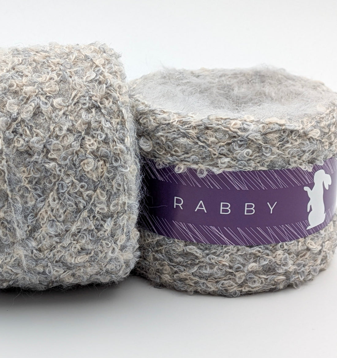 Bouclé Garn Crown mit Wolle in Grau – RABBY, weitere Ansicht