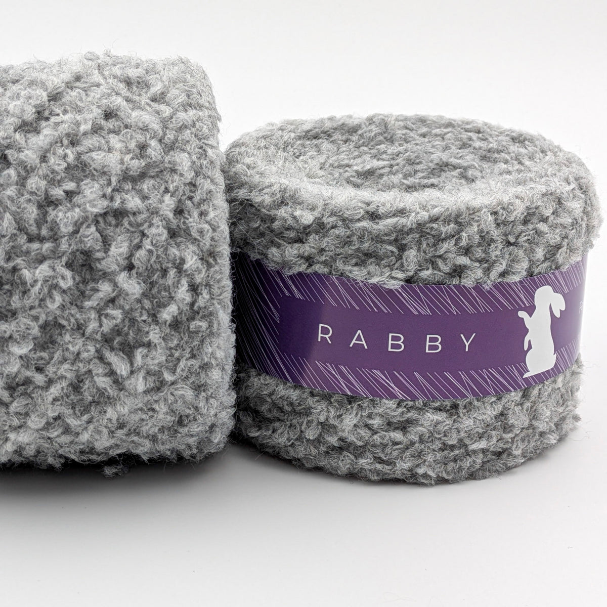 Bouclé Garn Cuma mit Wolle in Grau – RABBY, weitere Ansicht