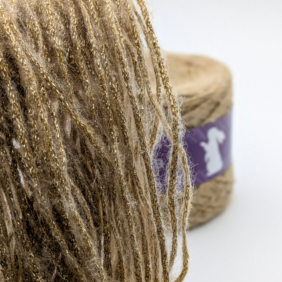 Glitzergarn Feuerwerk mit Mohair in Gold – Garn im Detail, RABBY