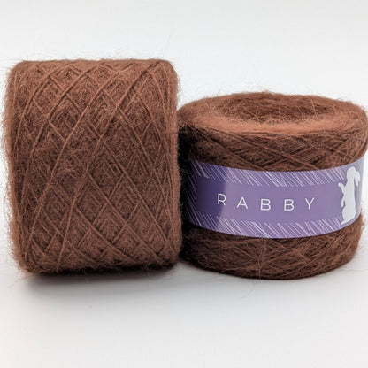 Feines Garn Ecka mit Kid Mohair in Braun – RABBY, weitere Ansicht