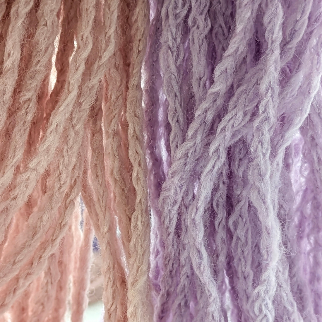 Merinowolle Bonny – Garn im Detail, RABBY