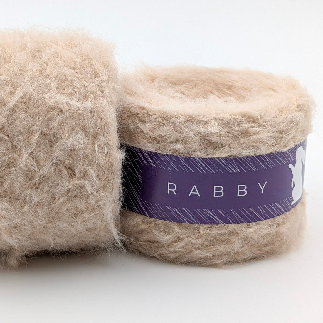 Bouclé Garn Solina mit Mohair in Beige – RABBY, weitere Ansicht