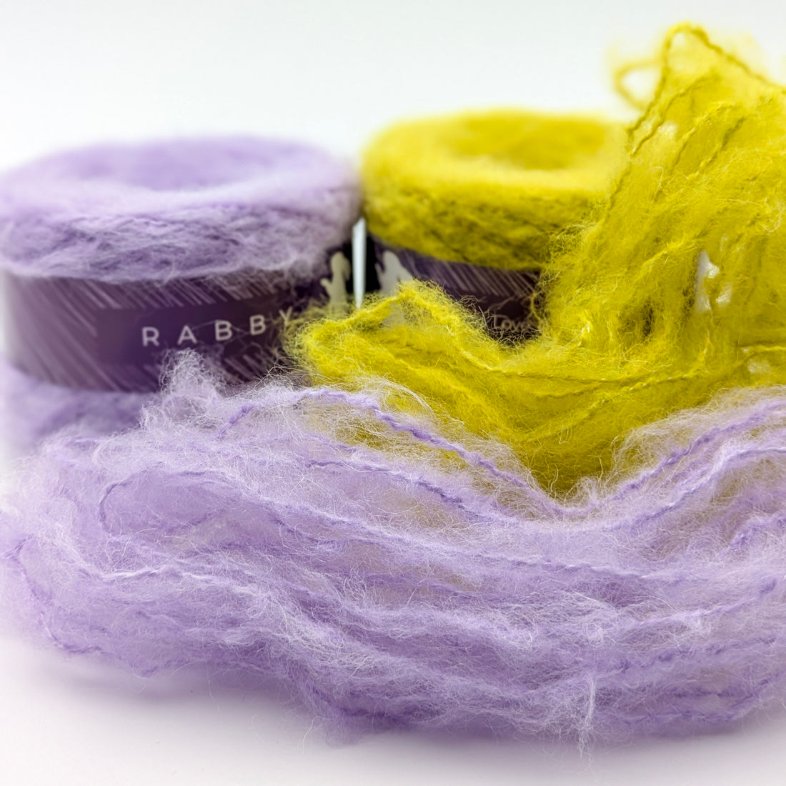 Flauschiges Garn Estelle mit Mohair – Garn im Detail, RABBY