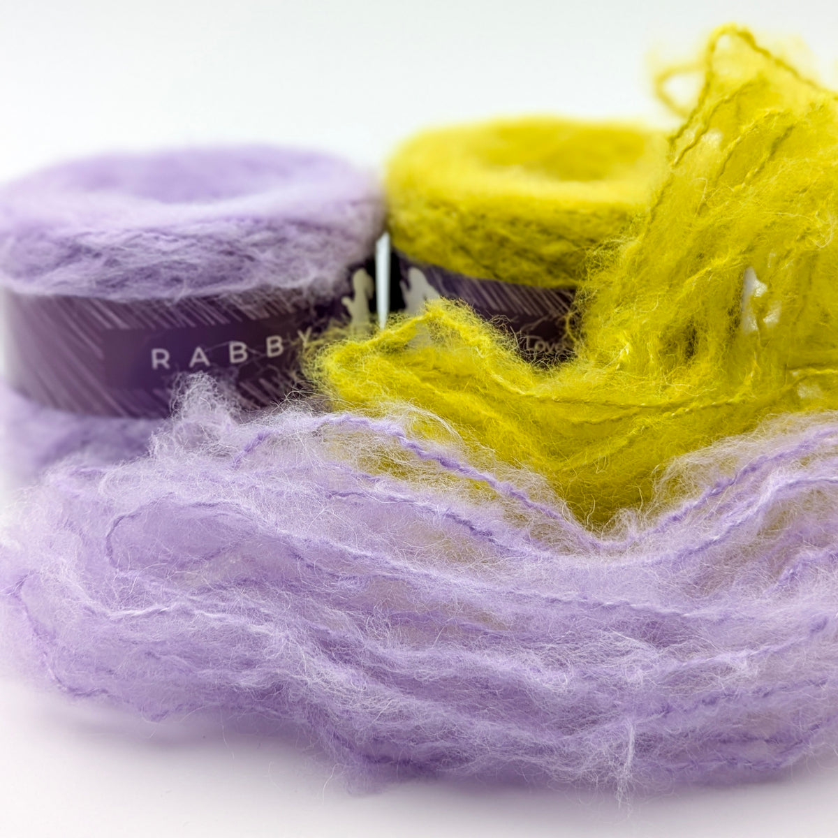 Flauschiges Garn Estelle mit Mohair – Garn im Detail, RABBY