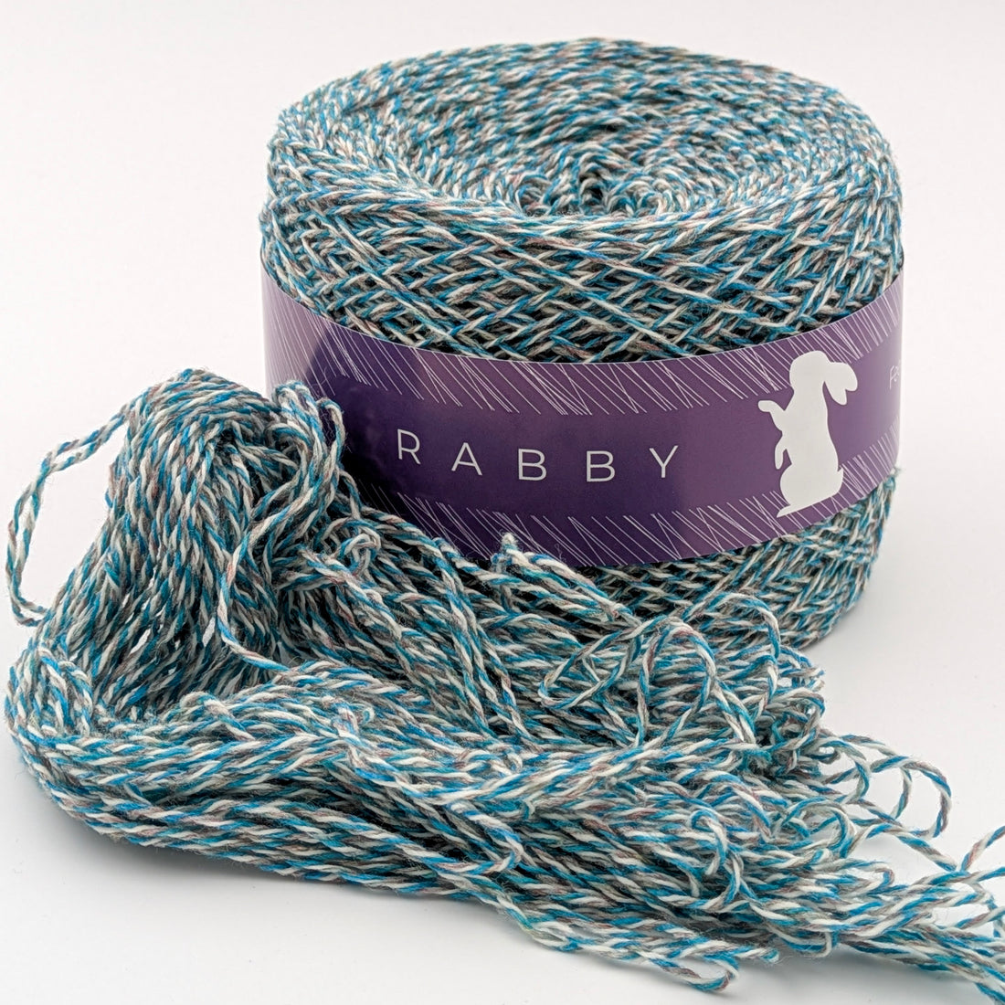 Schurwolle Cobby in Grau-Türkis – Garn im Detail, RABBY
