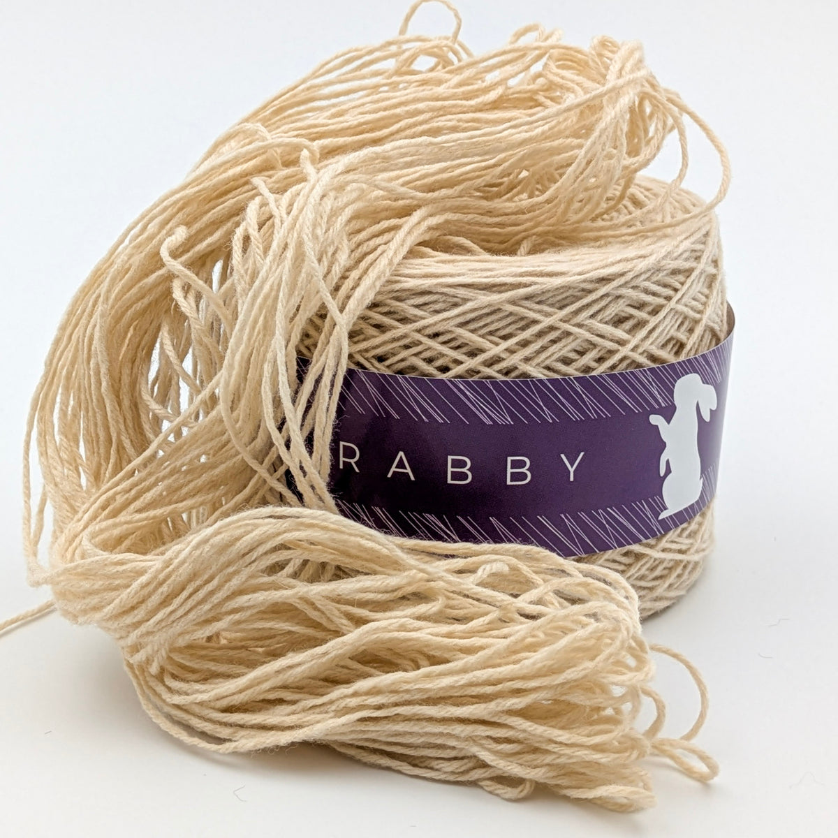 Schurwolle Mery in Beige, 375 m / 100 g – RABBY